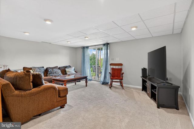 1338 MALLEABLE RD, Columbia, PA 17512