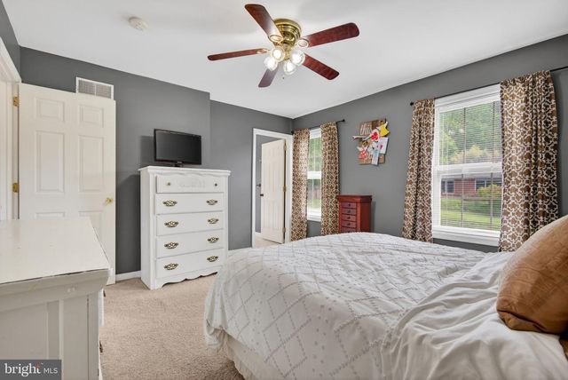 1338 MALLEABLE RD, Columbia, PA 17512