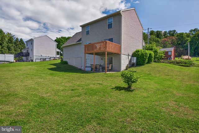 1338 MALLEABLE RD, Columbia, PA 17512