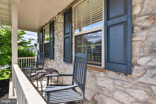 1338 MALLEABLE RD, Columbia, PA 17512