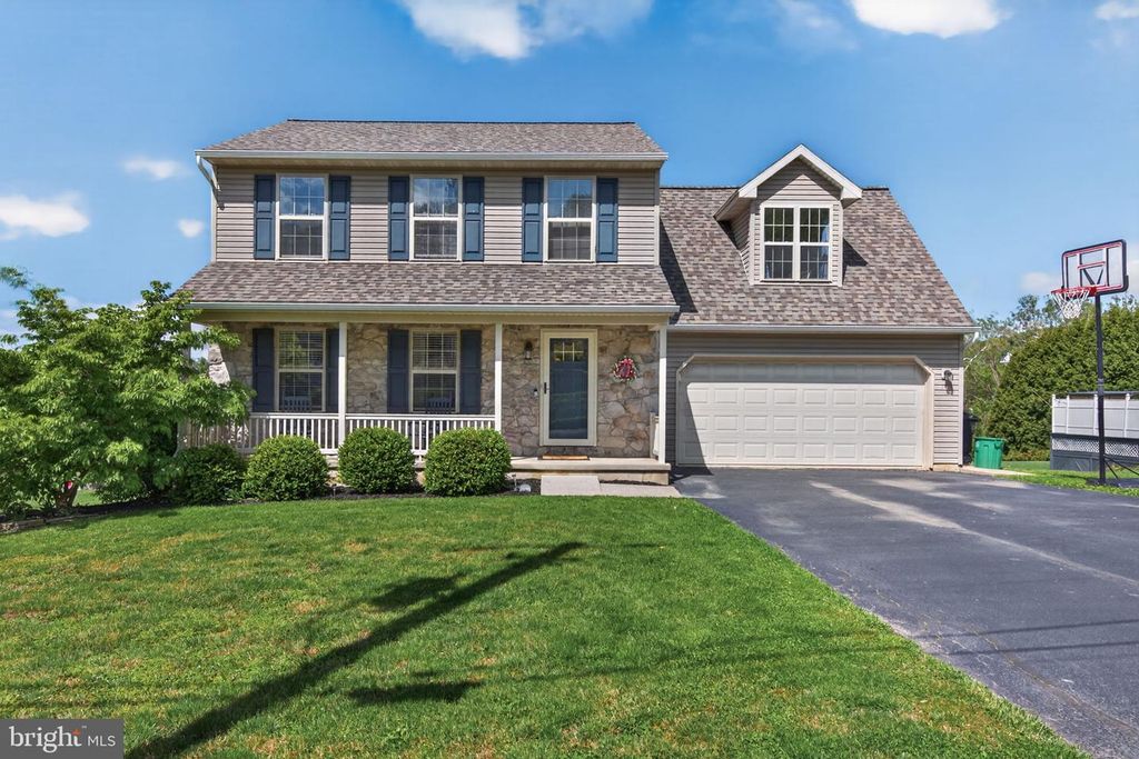 1338 MALLEABLE RD, Columbia, PA 17512