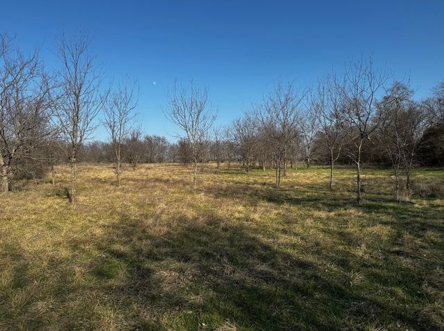 586 pleasant home Road, Sherman, TX 75092