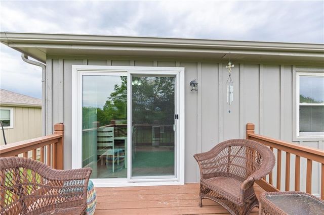 5328 NW 87th Court, Kansas City, MO 64154