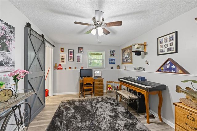 5328 NW 87th Court, Kansas City, MO 64154