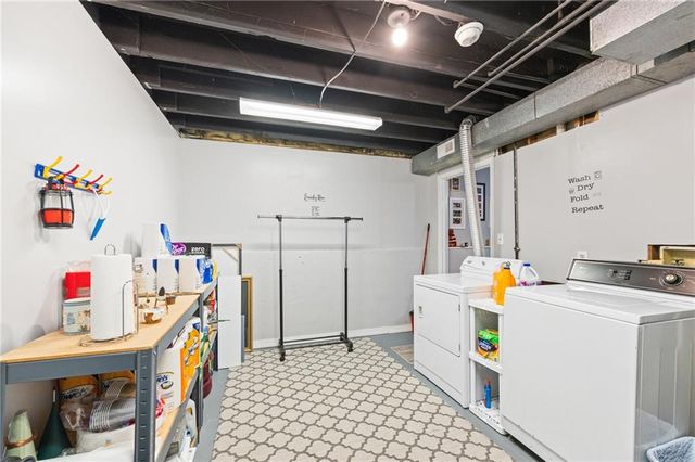 5328 NW 87th Court, Kansas City, MO 64154