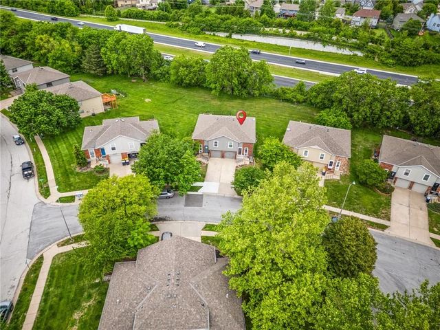 5328 NW 87th Court, Kansas City, MO 64154