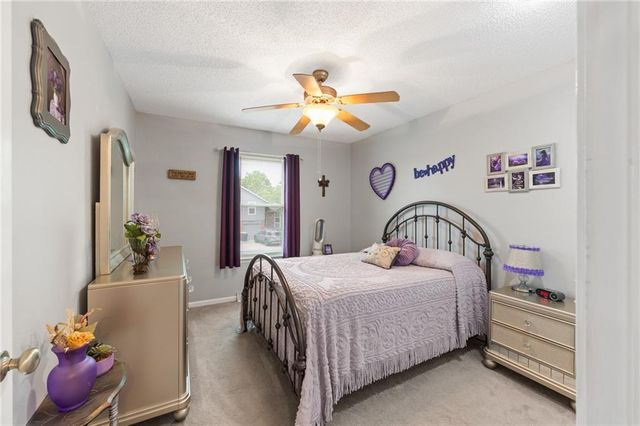 5328 NW 87th Court, Kansas City, MO 64154