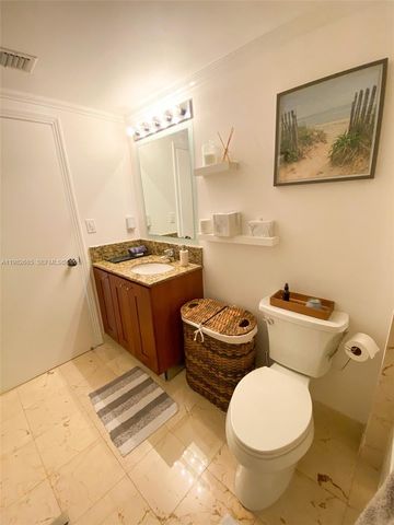 9055 SW 73rd Ct 908, Miami, FL 33156