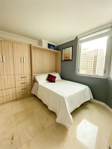 9055 SW 73rd Ct 908, Miami, FL 33156