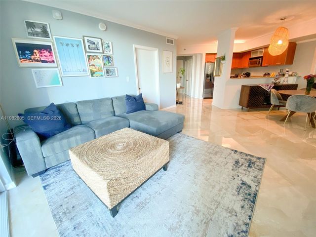 9055 SW 73rd Ct 908, Miami, FL 33156