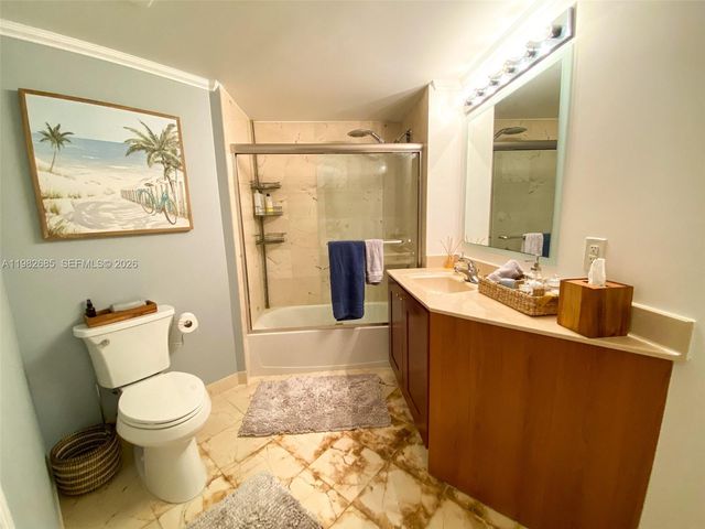 9055 SW 73rd Ct 908, Miami, FL 33156