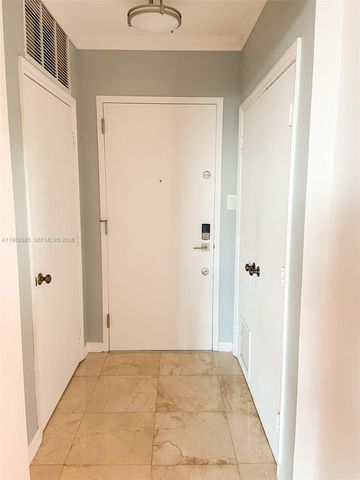 9055 SW 73rd Ct 908, Miami, FL 33156