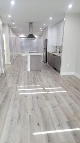 16000 NW 38 Pl, Miami Gardens, FL 33054