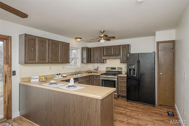 2912 Dividend Park Drive, St Louis, MO 63031