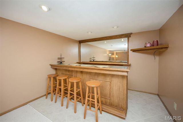 2912 Dividend Park Drive, St Louis, MO 63031