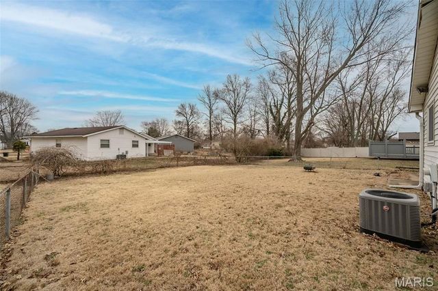 2912 Dividend Park Drive, St Louis, MO 63031