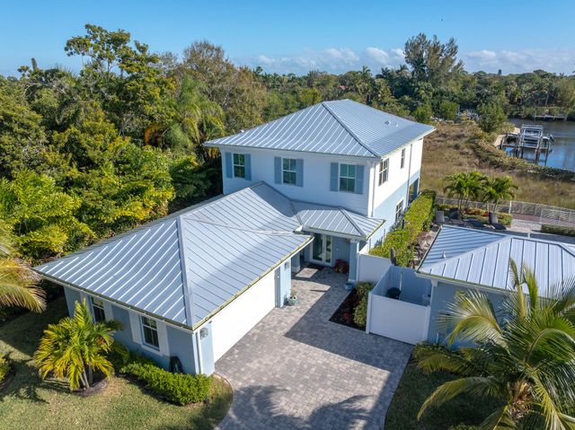 4659 SE Manatee Way, Stuart, FL 34997