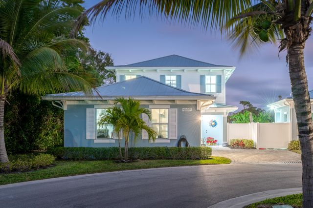 4659 SE Manatee Way, Stuart, FL 34997