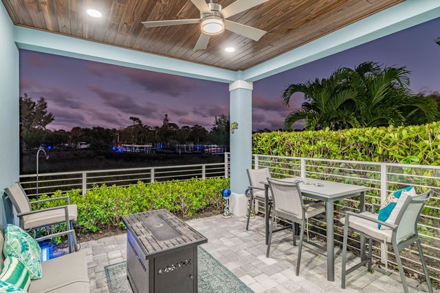 4659 SE Manatee Way, Stuart, FL 34997