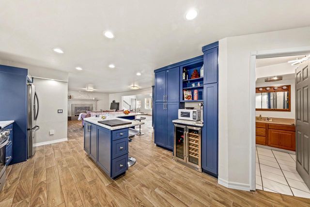 727 E Madison STREET, Oconomowoc, WI 53066