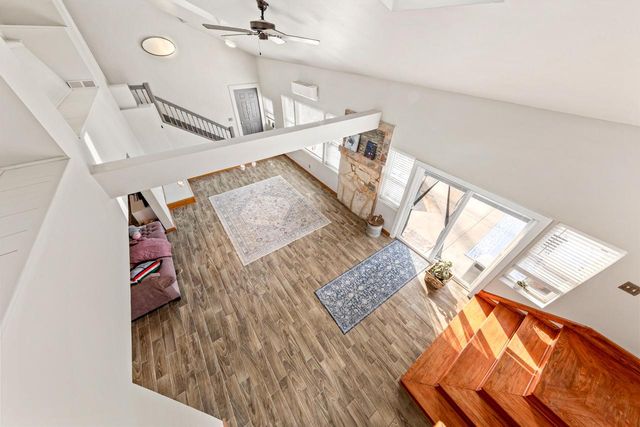 727 E Madison STREET, Oconomowoc, WI 53066