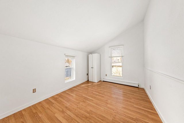 727 E Madison STREET, Oconomowoc, WI 53066