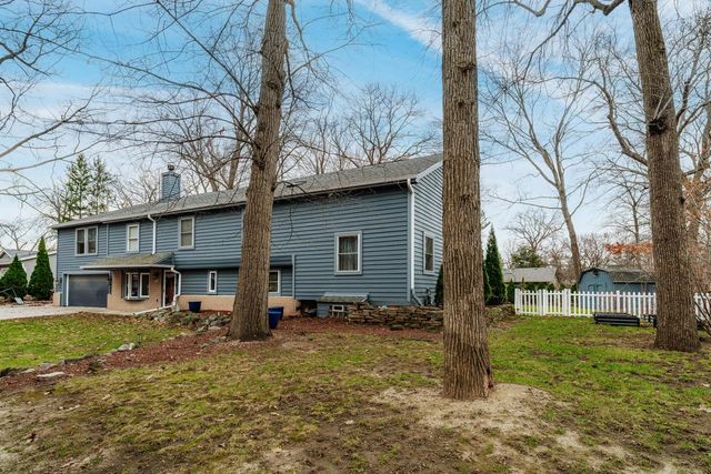 727 E Madison STREET, Oconomowoc, WI 53066