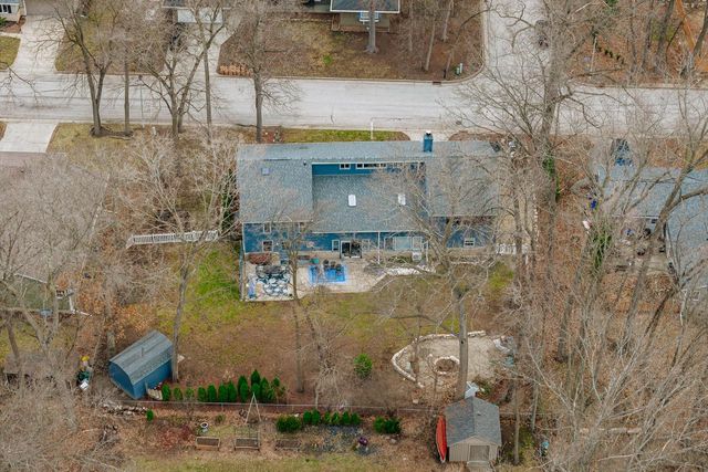 727 E Madison STREET, Oconomowoc, WI 53066