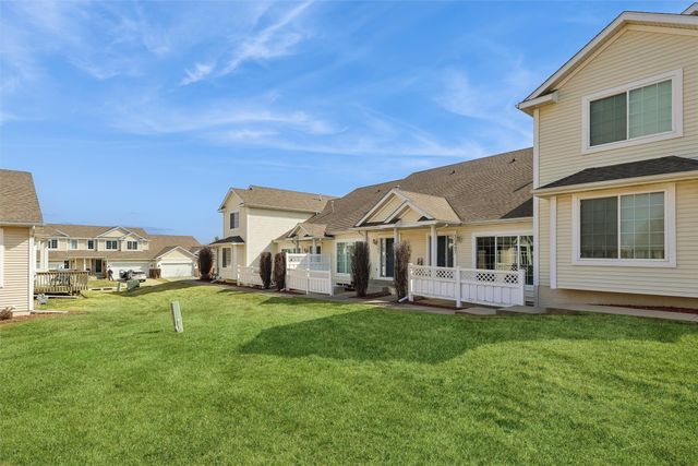 15407 Hammontree Drive, Urbandale, IA 50323