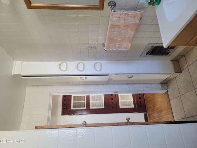 3821 PORTER Avenue, El Paso, TX 79930