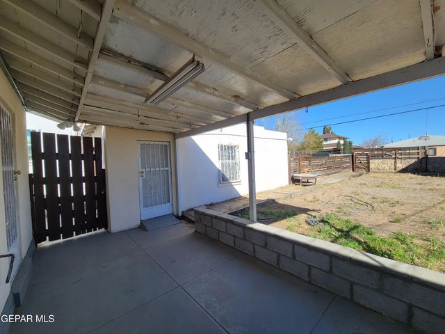 3821 PORTER Avenue, El Paso, TX 79930