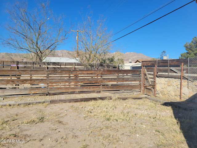 3821 PORTER Avenue, El Paso, TX 79930