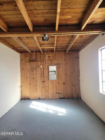 3821 PORTER Avenue, El Paso, TX 79930