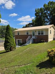 1220 28th Street, SE, Cleveland, TN 37323