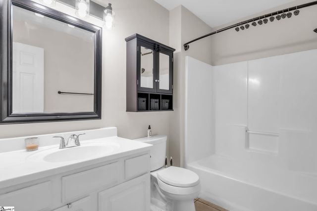 356 Garnet Valley Drive, Inman, SC 29349