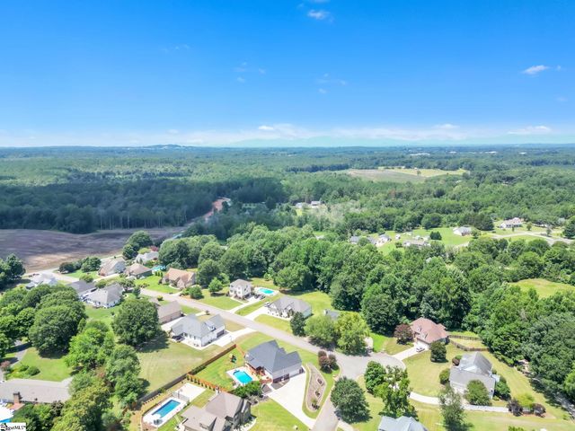 356 Garnet Valley Drive, Inman, SC 29349