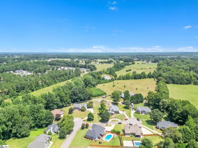 356 Garnet Valley Drive, Inman, SC 29349