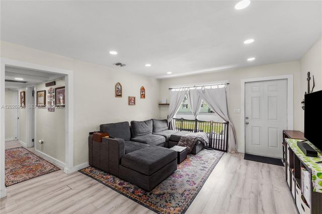 1870 SW 42nd Terrace 0, Fort Lauderdale, FL 33317
