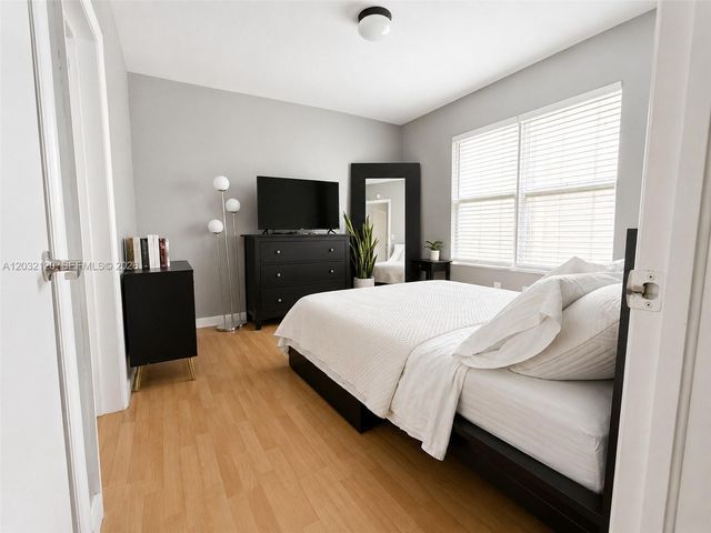 7326 Collins Avenue 203, Miami Beach, FL 33141