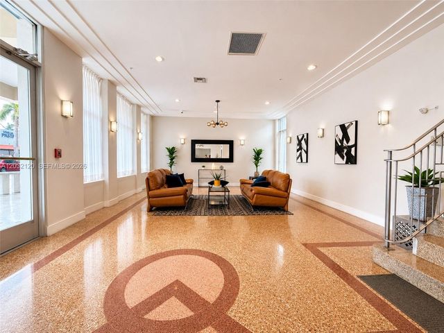 7326 Collins Avenue 203, Miami Beach, FL 33141