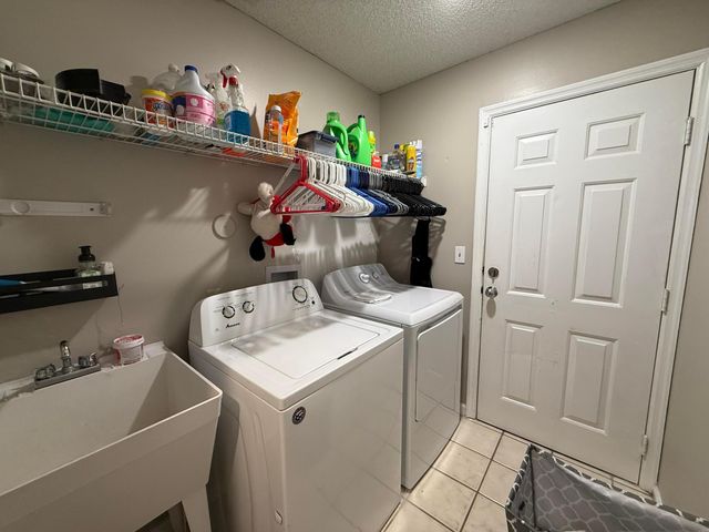 13025 MEADOWBREEZE Drive, Wellington, FL 33414