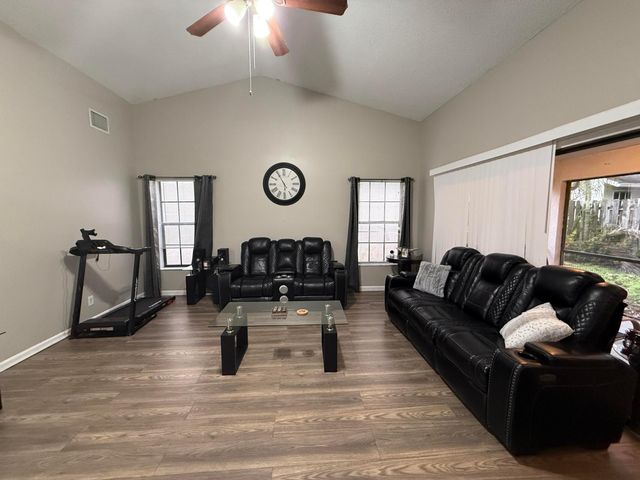 13025 MEADOWBREEZE Drive, Wellington, FL 33414