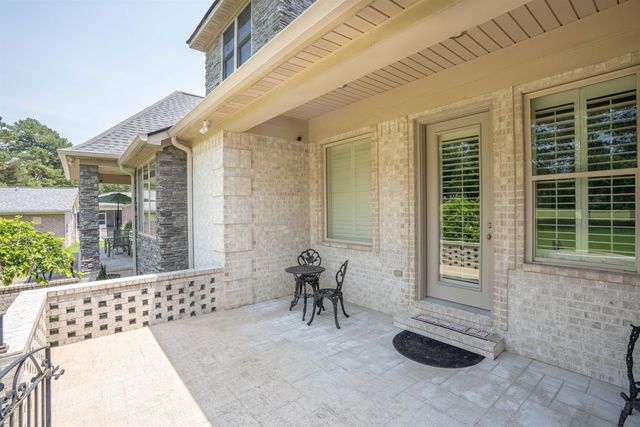 115 MEADOWBROOK DR, Bolivar, TN 38008