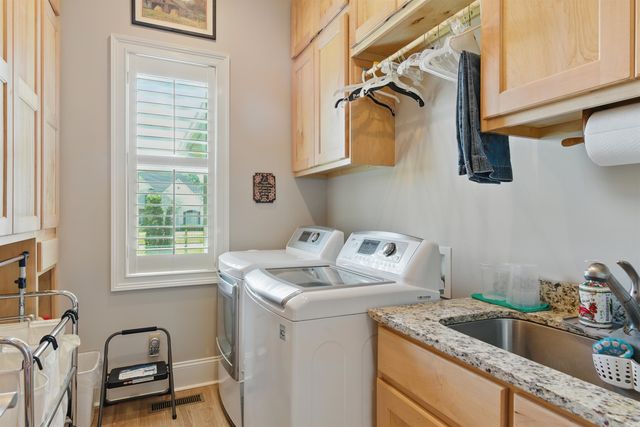 115 MEADOWBROOK DR, Bolivar, TN 38008