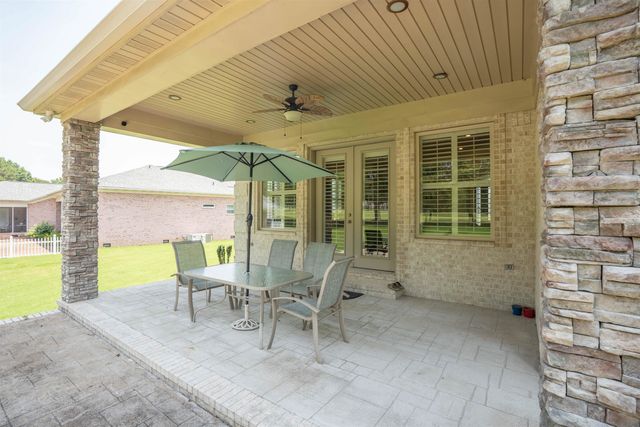 115 MEADOWBROOK DR, Bolivar, TN 38008