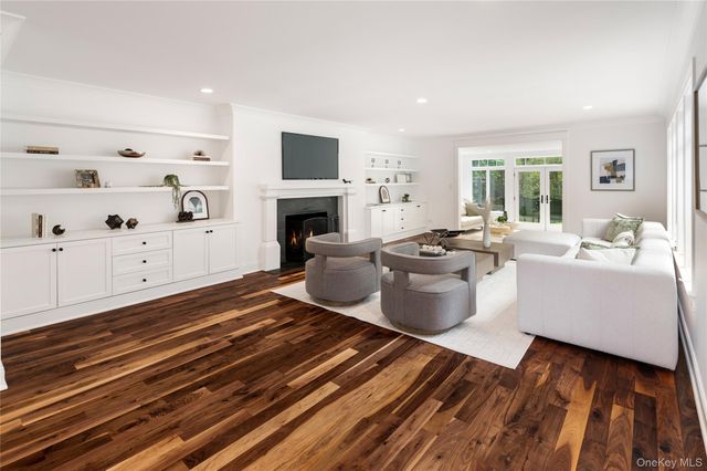 469 Taconic Road, Greenwich, CT 06831