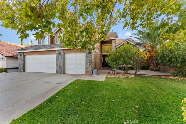 3054 Sandstone Court, Palmdale, CA 93551