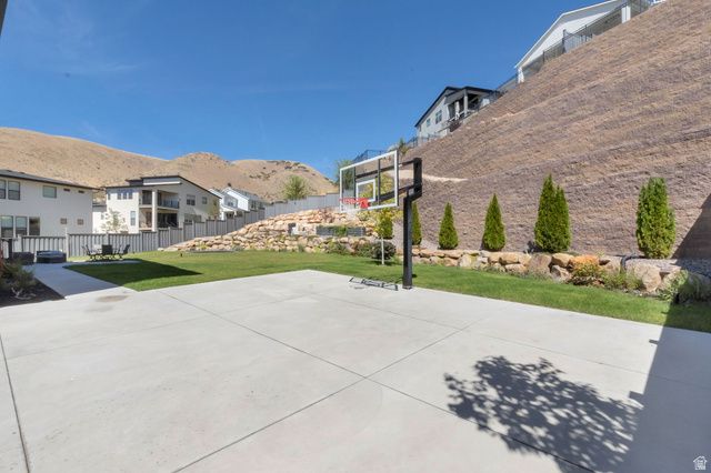 1924 W OAKRIDGE DR, Lehi, UT 84048
