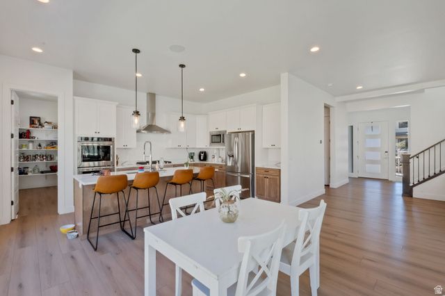 1924 W OAKRIDGE DR, Lehi, UT 84048
