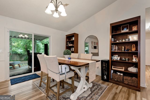 5045 Red Oak Lane, Gainesville, GA 30506